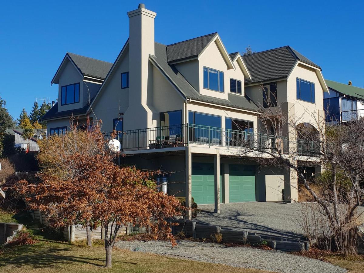 Alpine Vista Villa Lake Tekapo Exterior photo